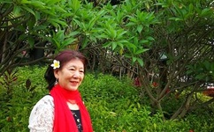 低头看我是怎么C哭你